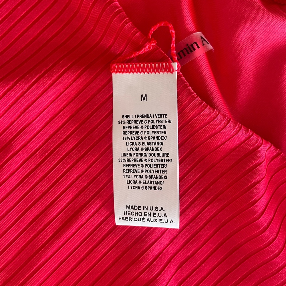 Vitamin A NWOT NEVER WORN The Icon One Piece - Coral Glow EcoRib BT - Size M - Picture 4 of 5